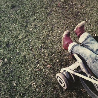 Girl in the buggy, Munich, Bavaria, Germany - GSF000717