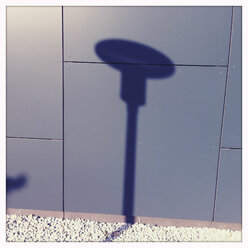 Street Light, shadow, Munich, Bavaria, Germany - GSF000719