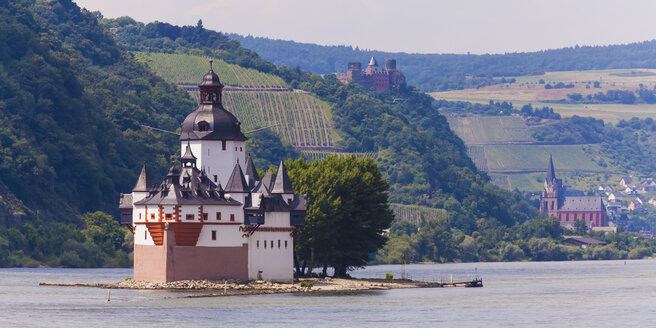 Deutschland, Rheinland-Pfalz, Blick auf die Burg Pfalzgrafenstein bei Kaub am Rhein - WDF002172