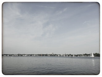 Germany, Hamburg, view of the outer Alster - KRPF000147