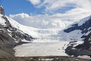 Canada, Alberta, Rocky Mountains, Jasper National Park, Athabasca Glacier - FOF005592