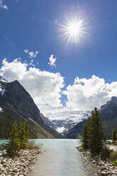 Kanada, Alberta, Banff-Nationalpark, Lake Louise, Louise Creek - FOF005728