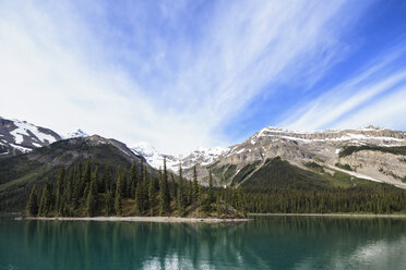 Kanada, Alberta, Jasper National Park, Maligne Mountain, Maligne Lake - FOF005777