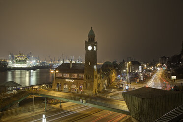 Germany, Hamburg, Port of Hamburg, St. Pauli Landing Stages at Elbe river - TIF000017