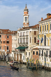 Italien, Venedig, Gondel auf dem Canale Grande - FO005802