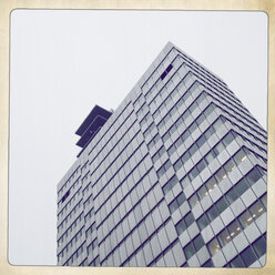 Office and telecom skyscraper at Kesselbrink. Bielefeld, Germany. - ZMF000170