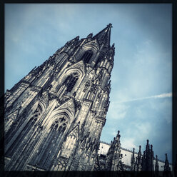 Side view to one of the towers of Cologne Cathedral, Koeln, Germany - ZMF000152