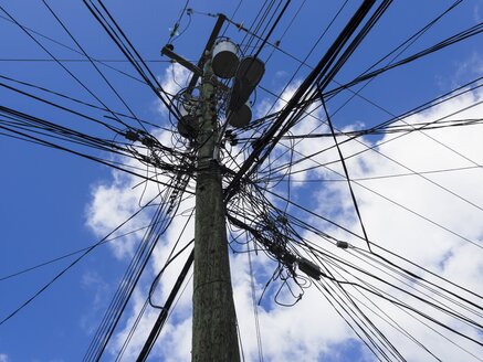 Karibik, Kleine Antillen, St. Lucia, Castries, Telefonmast - AMF001750