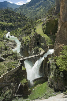 Spanien, Aragonien, Yesa-Talsperre, Fluss Aragonien - LA000531