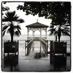 Austria, Vorarlberg, Bregenz, lake facilities, dock with gazebo - DISF000473