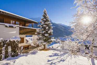 Schweiz, Graubünden, Salouf, Ferienchalet, Skihütte - WDF002271