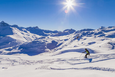 Switzerland, Graubuenden, Savognin, Ski Area, skier - WDF002274