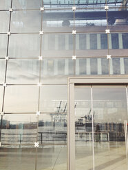 Reflection in the facade of the office building in Hamburg timber port in the Great Elbstrasse, Hamburg, Germany - SEF000502