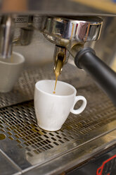 Espresso machine, close up - LB000533