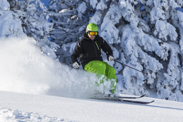 Germany, Bavaria, Sudelfeld, Skier in deep powder snow - EGF000011