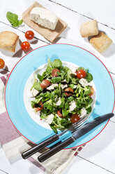 Lamb's lettuce with organic tofu, tomatoes and balsamico - MAEF007807