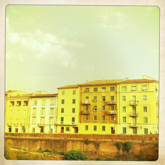 Buildings nearthe river, Pisa, Italy - KAF000104
