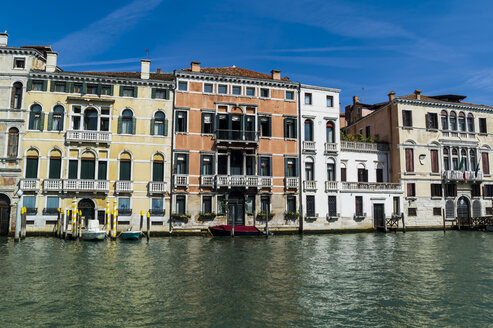 Italien, Venedig, Häuser am Canale Grande - EJWF000254