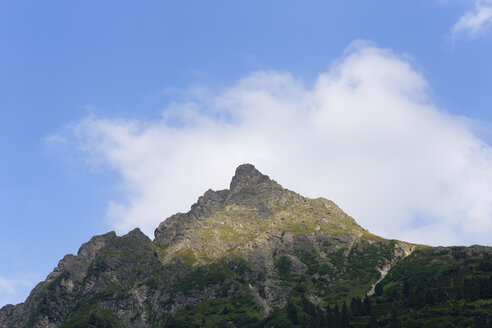Österreich, Vorarlberg, Montafon, Blick von Gargellen zum Schmalzberg - SIEF005051