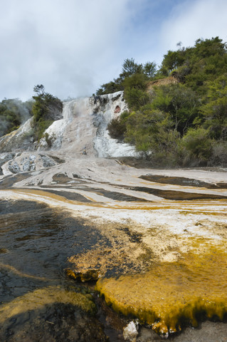 Neuseeland, Nordinsel, Bay of Plenty, Orakei Korako, Sinterterrasse, lizenzfreies Stockfoto