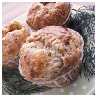 Lachs-Sahne-Käse-Muffins mit Dill - IPF000044