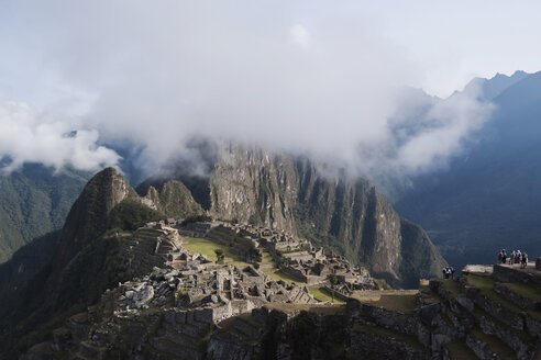 Peru, Anden, Wolken über Machu Picchu - PA000470