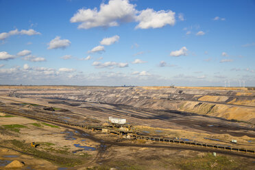 Germany, North Rhine-Westphalia, Rhein-Erft-Kreis, Hambach surface mine, brown coal mining - WGF000252