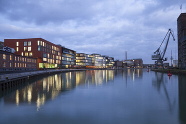 Deutschland, Munster, Blick auf den Stadthafen - WIF000449