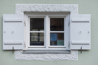 Fenster mit Fensterläden - HLF000422