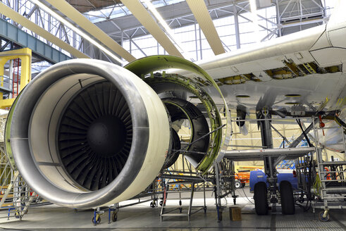 Jet engine of an unfinished airplane in a hangar - SCH000008