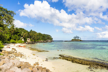 Seychelles, Mahe, Anse Royale, beach - WE000040