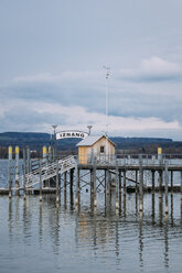 Germany, Baden-Wuerttemberg, Lake Constance, Iznang, Jetty - ELF000902