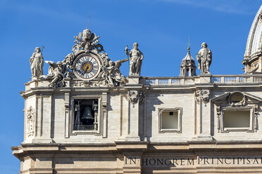 Italien, Rom, Fassade von Carlo Maderno am Petersdom - EJWF000363
