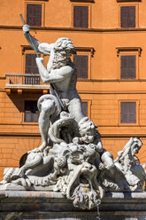 Italien, Rom, Piazza Navona, Neptunbrunnen - EJWF000386