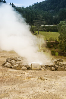 Portugal, Azoren, Sao Miguel, Furnas, Caldeira Grande - ONF000490