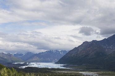 USA, Alaska, Blick auf die Chugach-Berge, Matanuska-Gletscher - FOF006342