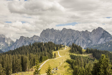 Österreich, Gosau, Blick auf das Dachsteingebirge - KVF000045