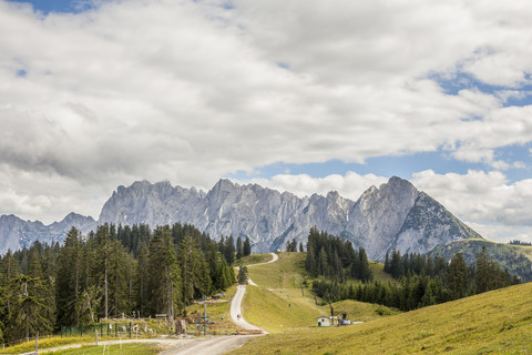 Österreich, Gosau, Blick auf das Dachsteingebirge, lizenzfreies Stockfoto