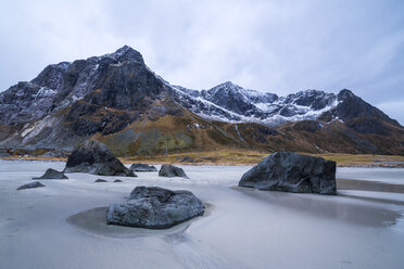 Scandinavia, Norway, Lofoten, rocks at the beach, coast near Flakstad - STSF000361