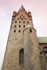 Germany, North Rhine-Westphalia, Paderborn, Cathedral - WIF000509