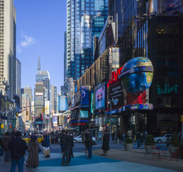 USA, New York, Manhattan, Blick auf den Times Square - JWAF000009