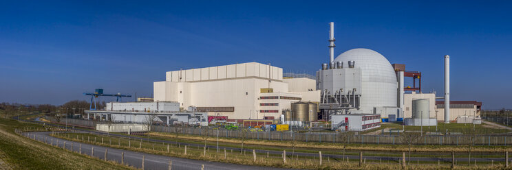 Germany, Schleswig-Holstein, Brokdorf, Panorama of Nuclear power plant - NKF000075