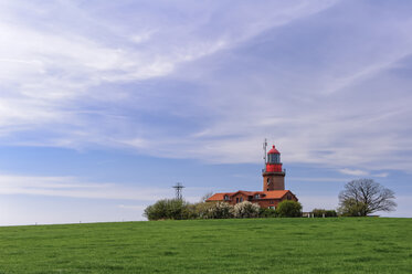 Deutschland, Mecklenburg-Vorpommern, Leuchtturm von Bastorf - RJF000047