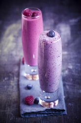 Vielfalt an Fruchtsmoothies - SBDF000677