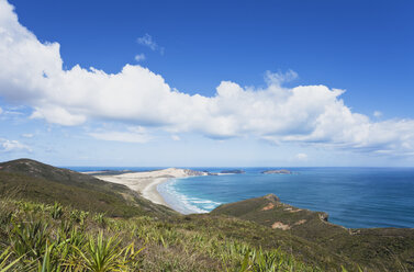 New Zealand, Northland, Cape Reinga area, Cape Maria van Diemen with sand dunes and beach - GW002688