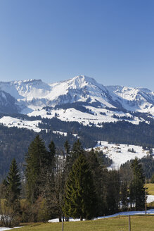 Österreich, Vorarlberg, Bregenzer Wald, Sibratsgfaell und Berg Winterstaude - SIEF005225