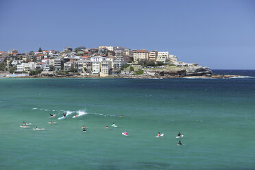 Australien, Manly, Manly Beach, Surfer - ATAF000042