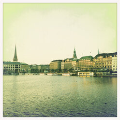 Inner Alster with Hamburg skyline, Hamburg, Germany - MSF003607