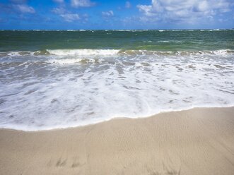 Karibik, St. Lucia, Strand von Vieux-Fort - AMF002093