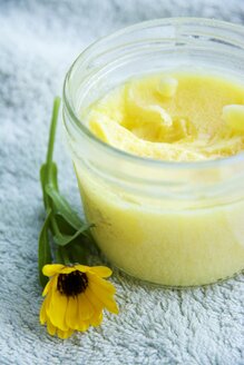 Homemade calendula hand cream - HAWF000060